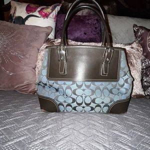 Authentic Coach Handbag Bag!